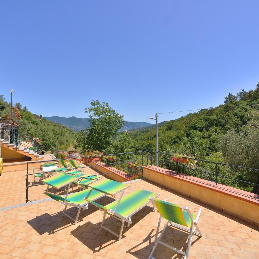 B&B Le Colline Di Bana Camogli Luaran gambar